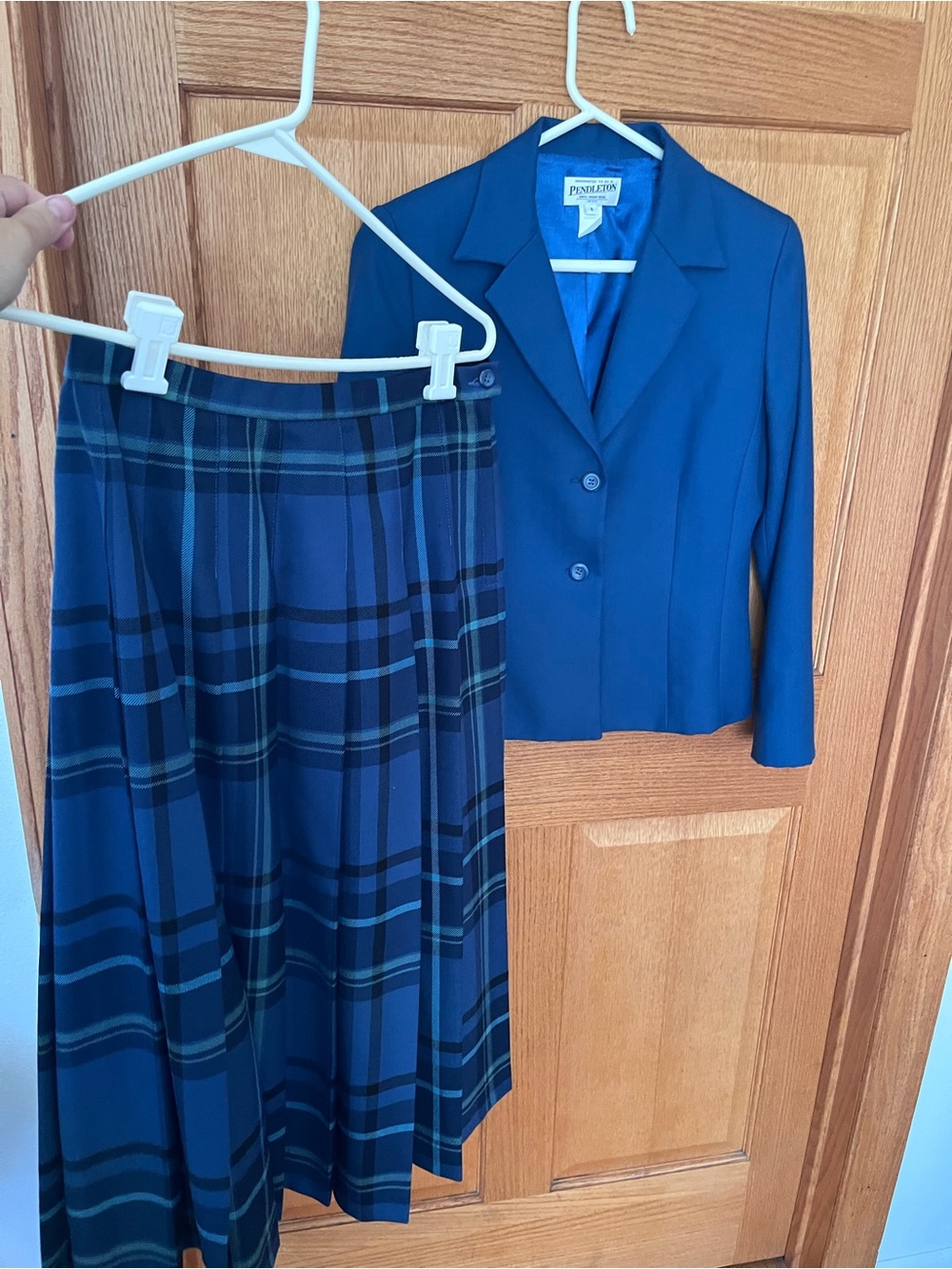 Vintage virgin Wool Pendleton Navy and Dark Green Plaid Midi Pleated Skirt set